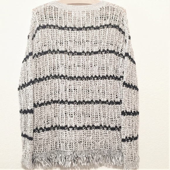 Graham & Spencer Arabel Sweater - Size M - Picture 3 of 7